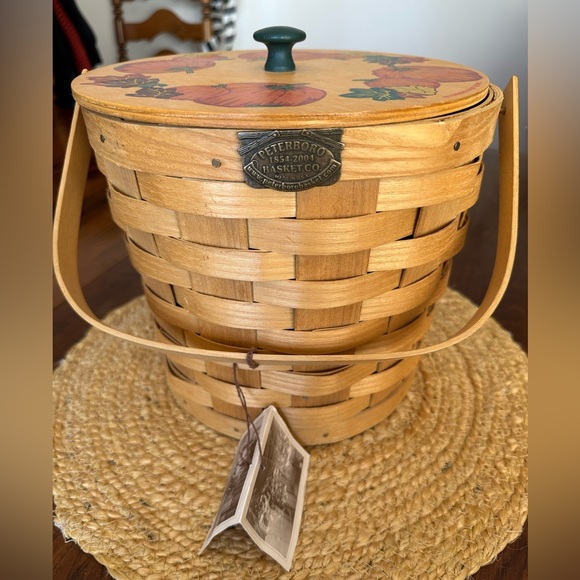 Peterboro Pumpkin Patch Wicker Ice Bucket - Picture 7 of 8